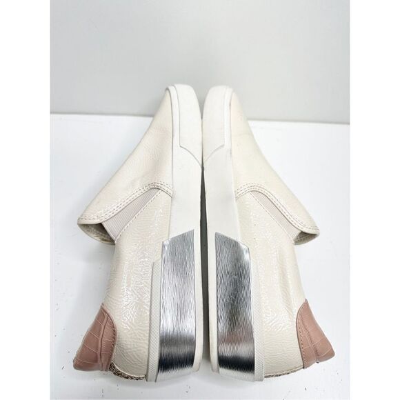Dolce Vita Zaylor Womens Size 7.5 Shoes Cream Low Top Slip On Casual Sneakers - Picture 6 of 12